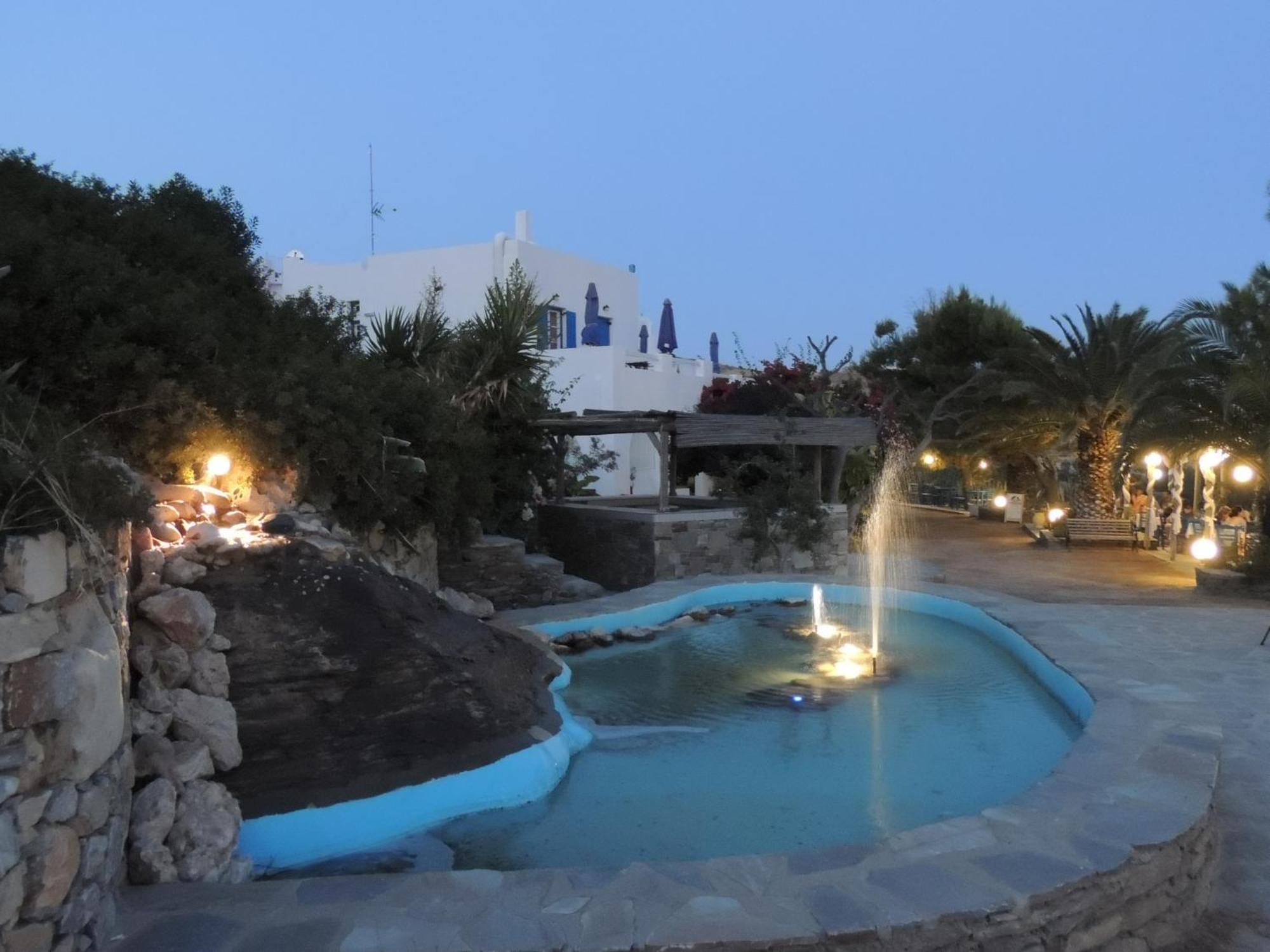 Armonia By Grispos Villas Schoinoussa Bagian luar foto