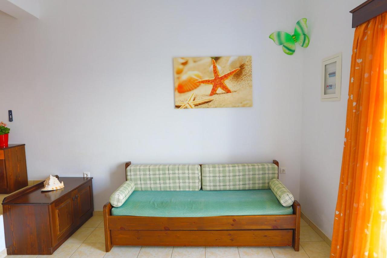 Armonia By Grispos Villas Schoinoussa Bagian luar foto